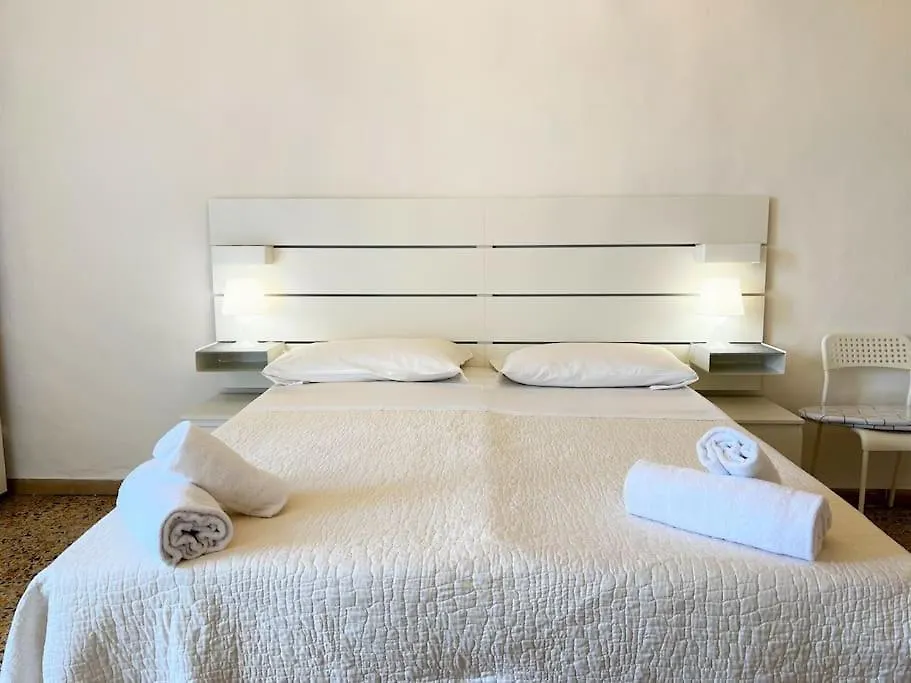 Apartment Top Floor - Panoramic Roof View - Quiet And Central Siena