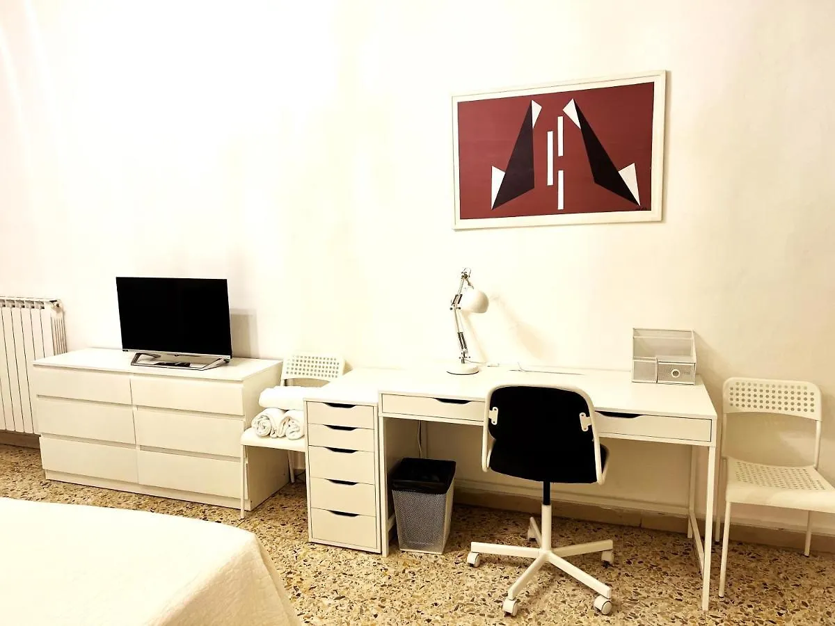 Top Floor - Panoramic Roof View - Quiet And Central Siena Italien